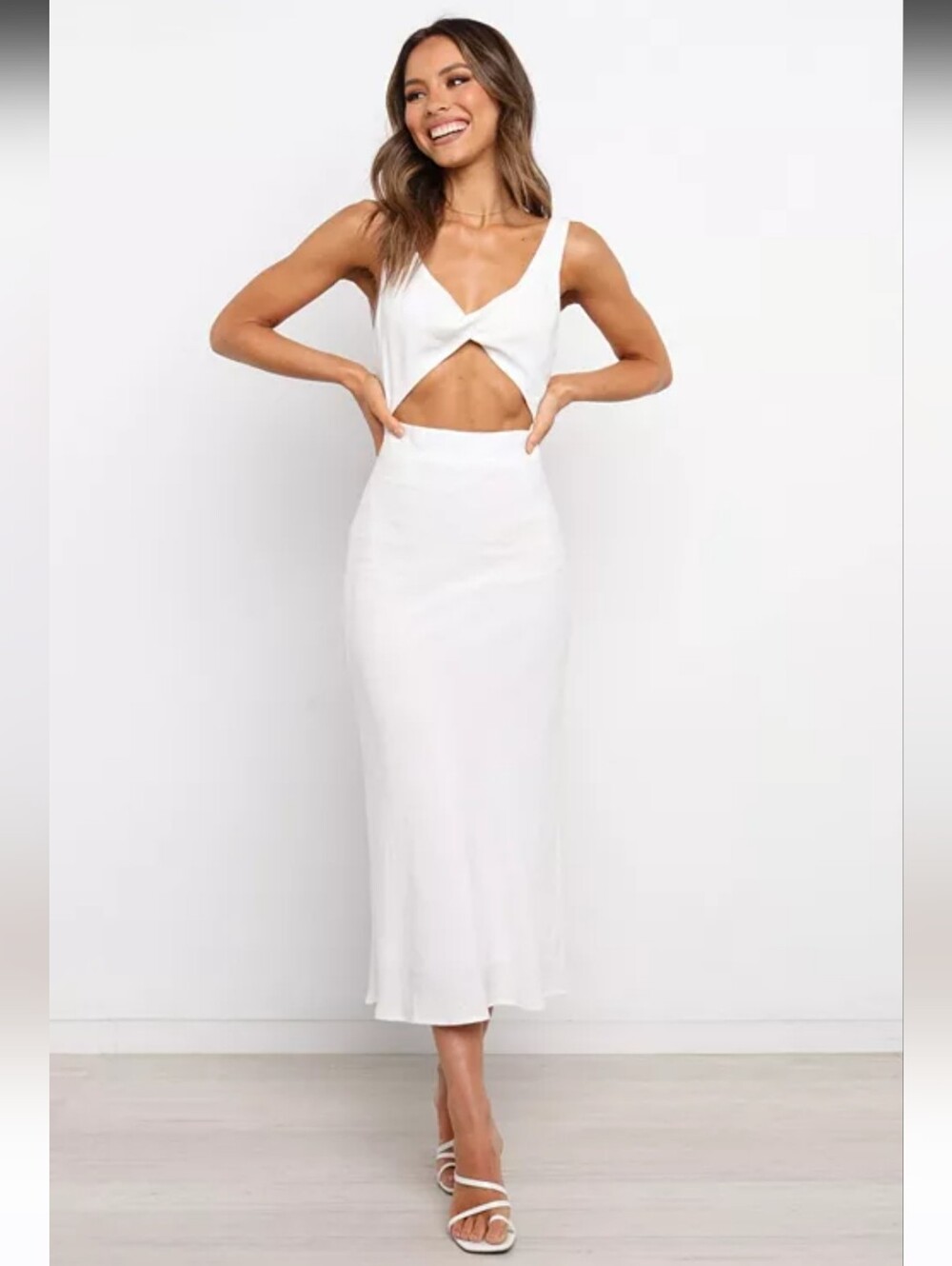Petal & Pup Apollo White Cotton Cut Out Dress Resortwear Size 4